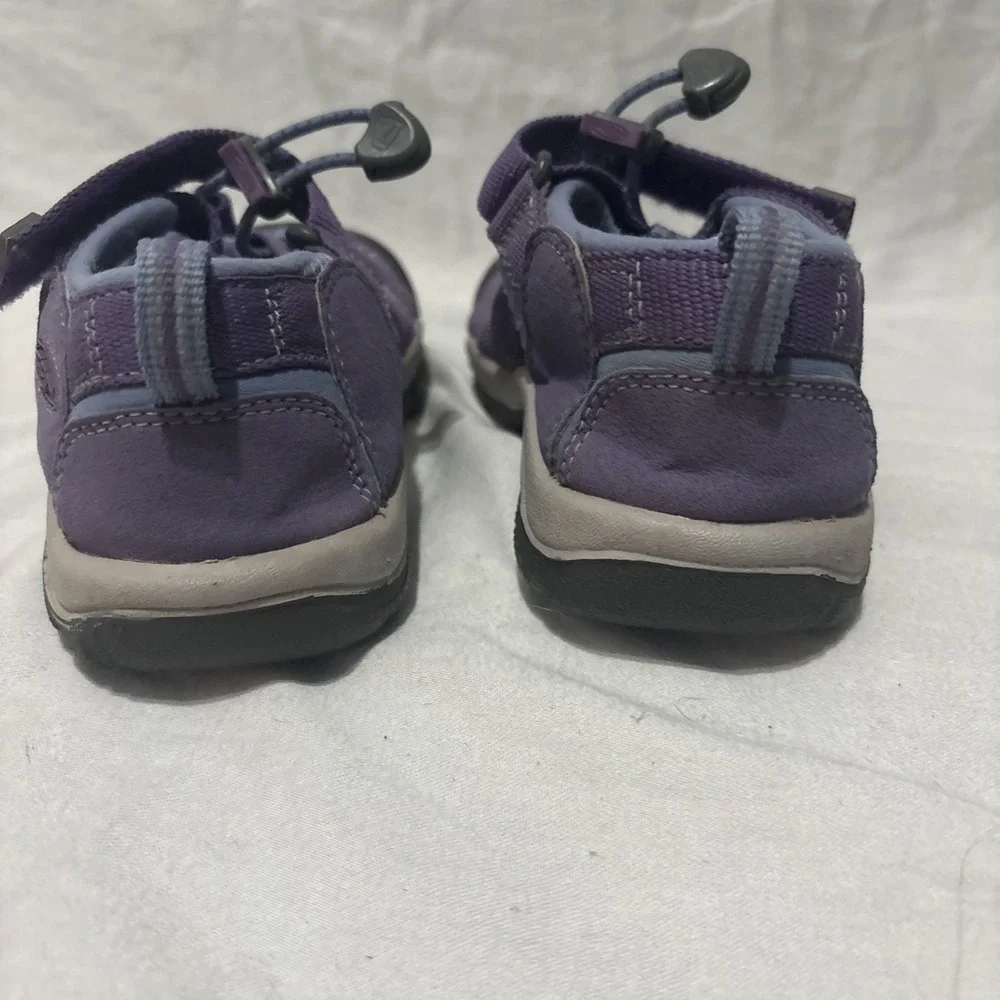 Keen Girls Size 2 Purple Newport Hiking Sandals Waterproof Washable 1014263
